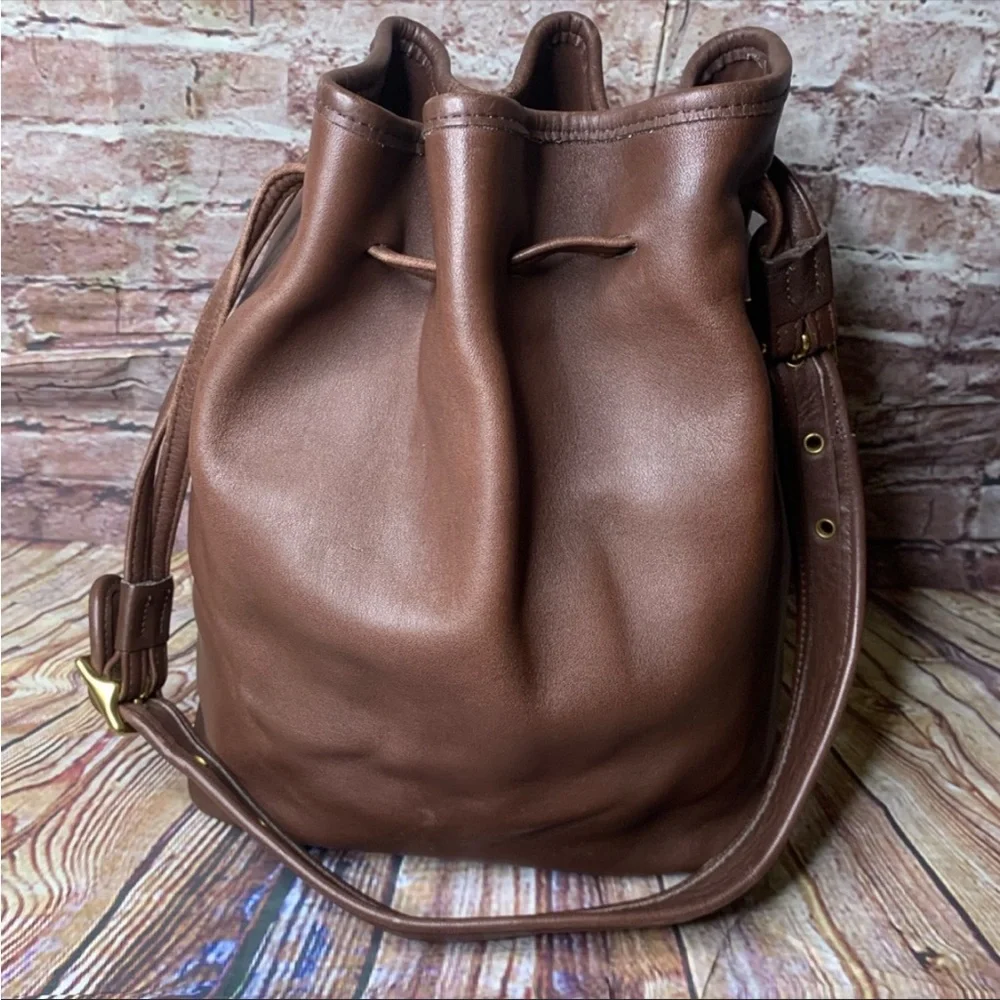 COACH LEGACY CHOCOLATE BROWN BAG